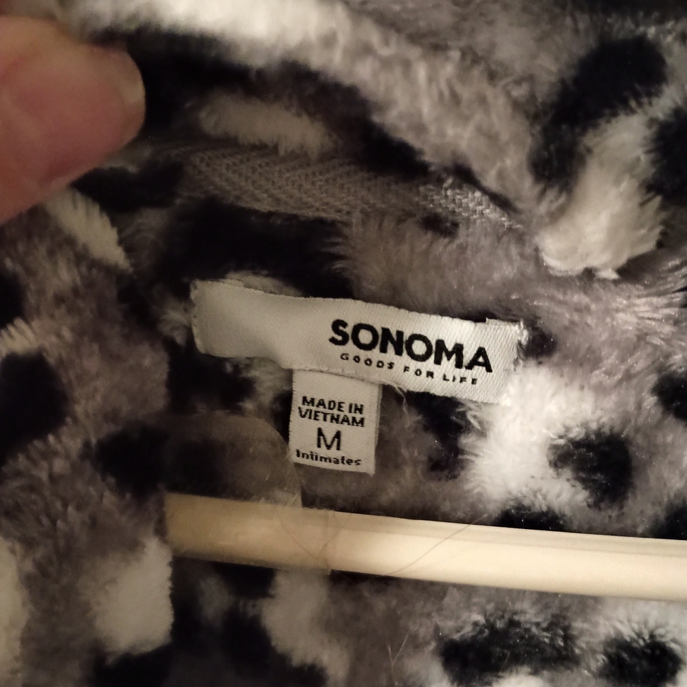 Leopard Print Women's Robe - Picture 6 of 8